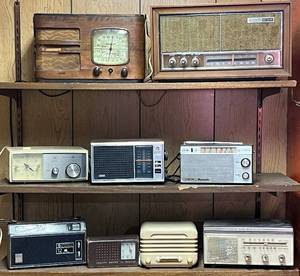 lot 24 image: Vintage Radio Collection - 9 Different Ages,  Models and Makers