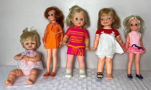 lot 70 image: Large Sized Vintage Play Doll Collection - 5 Dolls