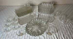 lot 85 image: Vintage Clear Glass Hazel Atlas, Anchor Hocking and Federal Glass Snack Tray and Teacups