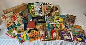 lot 76 image: Crate of Vintage Childrens Books and Records
