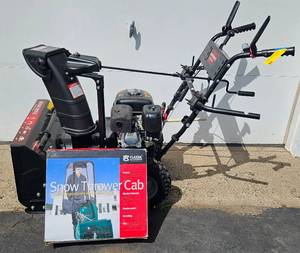 lot 8 image: Snow Devil 196 CC 22 Snowthrower