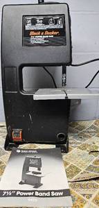 lot 31 image: Black & Decker 7.5 Power Band Saw  9422