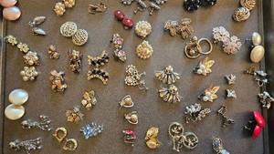 lot 131 image: Clip Earring Extravaganza - many styles to choose from