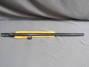 lot 15 image: Remington Arms 12GA Magnum 30 Shotgun Barrel - Chambered in 3 For Remington Model 1100