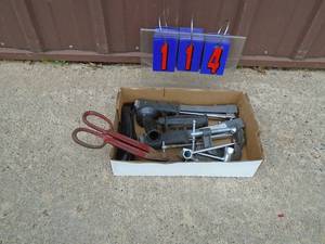 Flat of misc tools. As shown.
