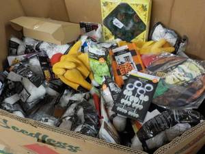 Pallet of New Seasonal Overstocks and Food