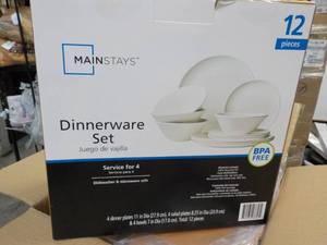 Mainstays Dinnerware Set- 4 dinner plates, 4 salad plates and 4 bowls