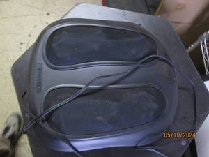 lot 16 image: electric foot massager...