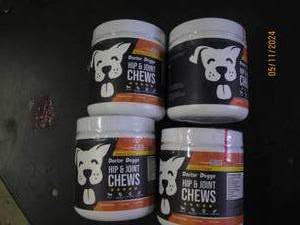 lot 194 image: 4 bottles of doctor doggo hip and joint chews for dogs