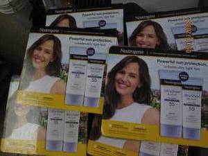lot 219 image: 6 packages of 2 neutrogena ultra sheer dry touch sunscreen spf 55