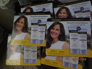 lot 224 image: 6 packages of 2 neutrogena ultra sheer dry touch sunscreen spf 55