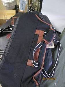 lot 91 image: 2 pet tote carriers...