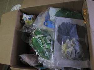 lot 131 image: box of craft items...