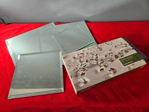 lot 30 image: Great Entertaining Mirrors & Crystal Scatters