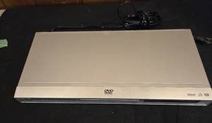 lot 82 image: Toshiba SD-3980 DVD Player