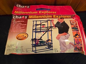 lot 116 image: Millennuim Explorer Set