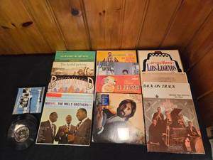 lot 101 image: Various Albums & 45s