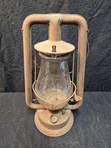 lot 310 image: Rayo No. 75 Hot Blast Lantern