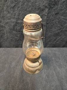 lot 314 image: Skaters Lantern