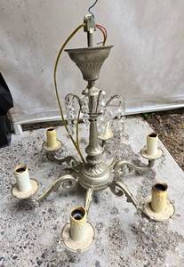 lot 396 image: Chandelier