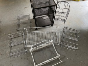 lot 486 image: Variety of Useful Metal Storage Racks