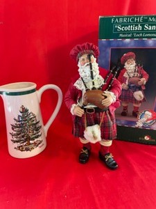 lot 302 image: Spode Pitcher & Scottish Santa Music Box