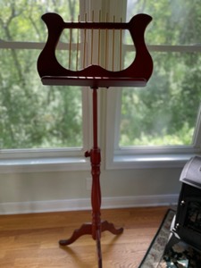 lot 9 image: Music Stand