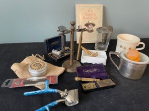 lot 111 image: Vintage Shaving Tools