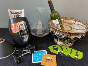 lot 345 image: Waring Pro Wine Cooler, Champaign Chiller, Wine Decanter & Wine Stoppers