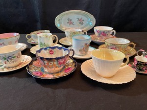 lot 214 image: Teacups--Tea Party Anyone