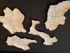 lot 288 image: Country Shaped Entertaining Plates--Ireland, Italy, Czech, France