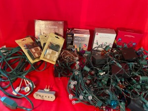 lot 287 image: Christmas Lights & Accessories