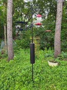 lot 137 image: Fabulous Bird Feeder Stand with Extras