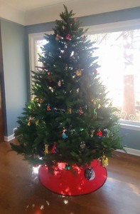 lot 286 image: Large 8 FT Christmas Tree and Storage Bag