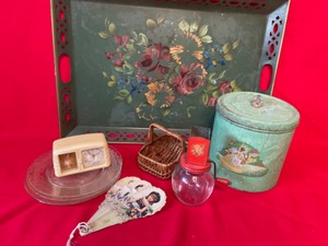 lot 372 image: Depression Sandwich Plates, Tray, Canister, Nut Grinder & Other Cool Vintage Items