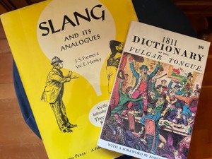 lot 422 image: Slang Dictionary