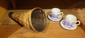 lot 404 image: Longaberger Cups, Saucers & Cornucopia Basket