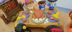 lot 157 image: Fisher Price Thanksgiving Collection