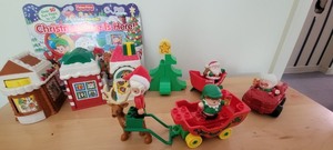 lot 80A image: Christmas with Fisher Price Toys