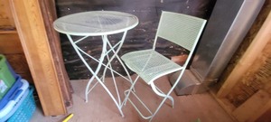 lot 185 image: Metal Foldable Table & Chair Set