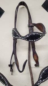 lot 2 image: Studded & Sparkle Show Bridle