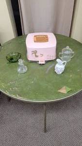 lot 18 image: Vintage Cake Plate WCover & Misc. Vintage glassware