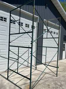 SCAFFOLDING - 2 SECTIONS