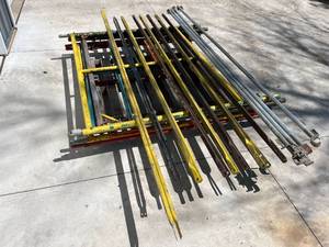 PALLET OF MISC. SCAFFOLDING & BRACES