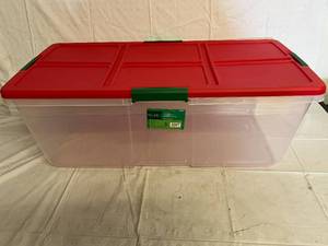 100Qt Storage Tote with Locking Lid