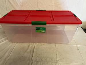 100Qt Storage Tote with Locking Lid