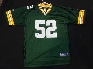 lot 3 image: NFL Equipment Green Bay Packers Jersey Matthews #52 size XL