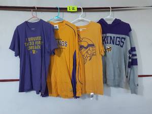 lot 15 image: 4 MN Vikings Shirts Size L-XL