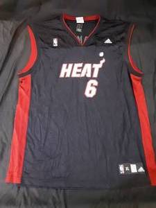 lot 29 image: Adidas Heat Jersey, James #6, Size XL