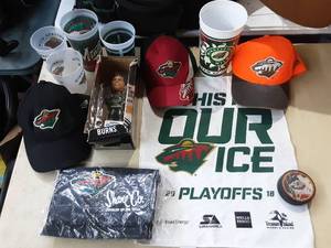 lot 40 image: MN Wild Collectibles